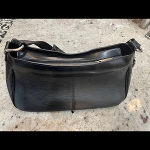 Louis Vuitton epi leather bag